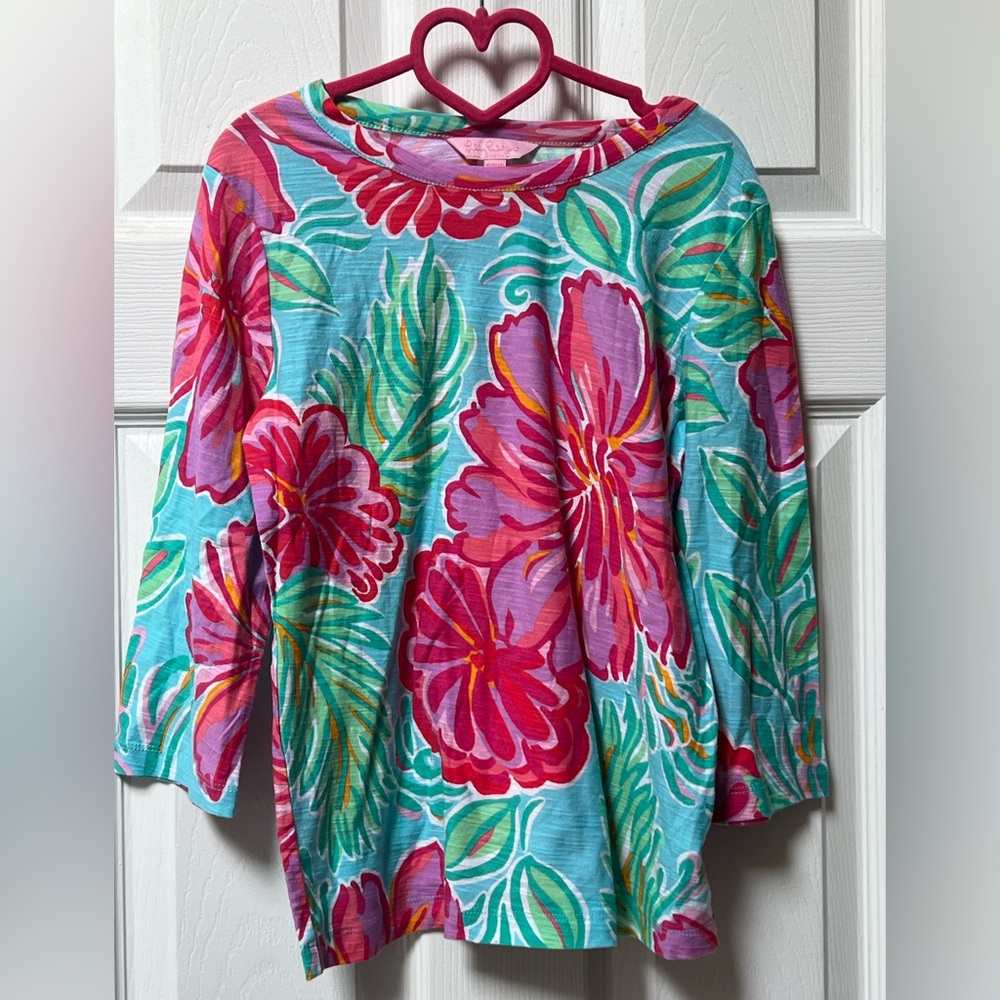 Girls Lilly Pulitzer floral top size 12-14 like new only worn once